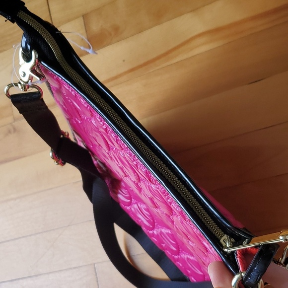 NWOT Betsey Johnson hot pink, red & black quilted hearts crossbody bag. - Picture 11 of 16